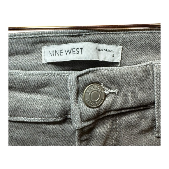 NINE WEST Gray High Rise Super Skinny Jeans Size 6 NWT - Picture 3 of 9